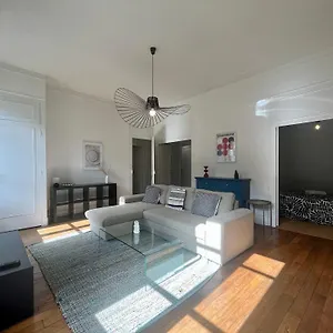suite-lavany.hotels-rhonealpes.com/